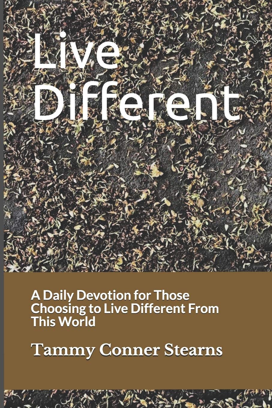 Transform Your Life: Daily Inspirations to Embrace Extraordinary Living