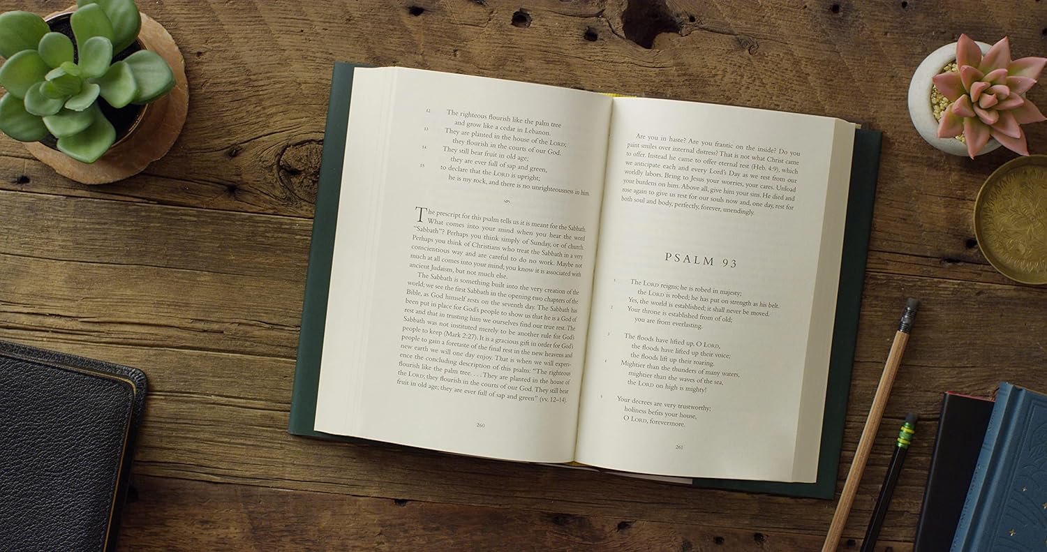 Experience Daily Renewal: 150 Devotions for Strength and Peace Through the Psalms